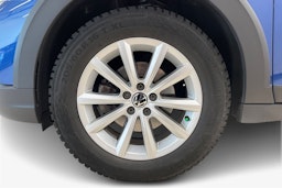 sininen Volkswagen Taigo 2023 kuva 11.