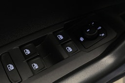 sininen Volkswagen Taigo 2023 kuva 14.