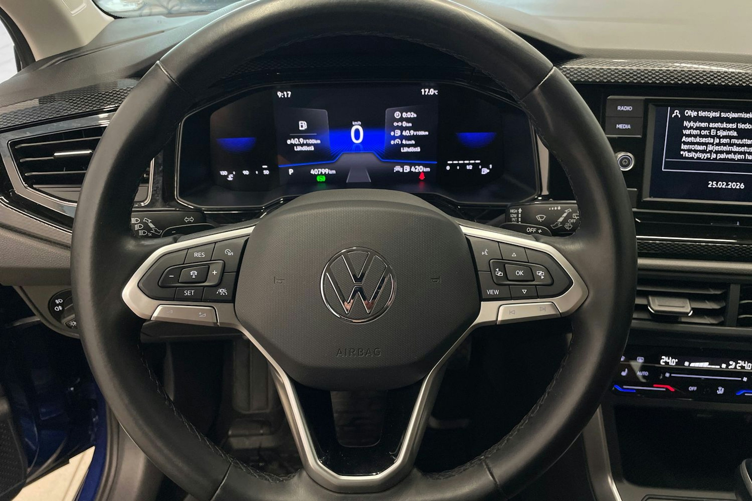 sininen Volkswagen Taigo 2023 kuva 15.