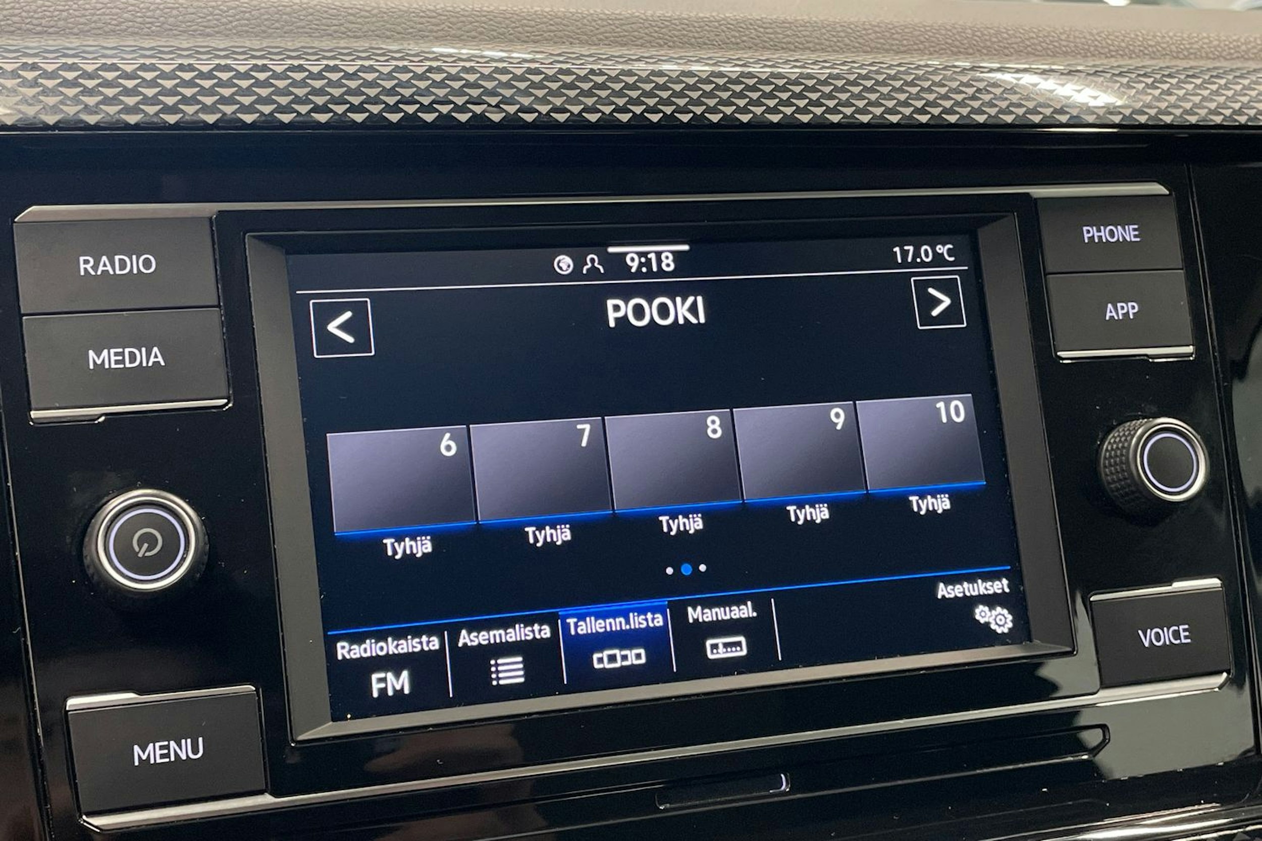 sininen Volkswagen Taigo 2023 kuva 20.