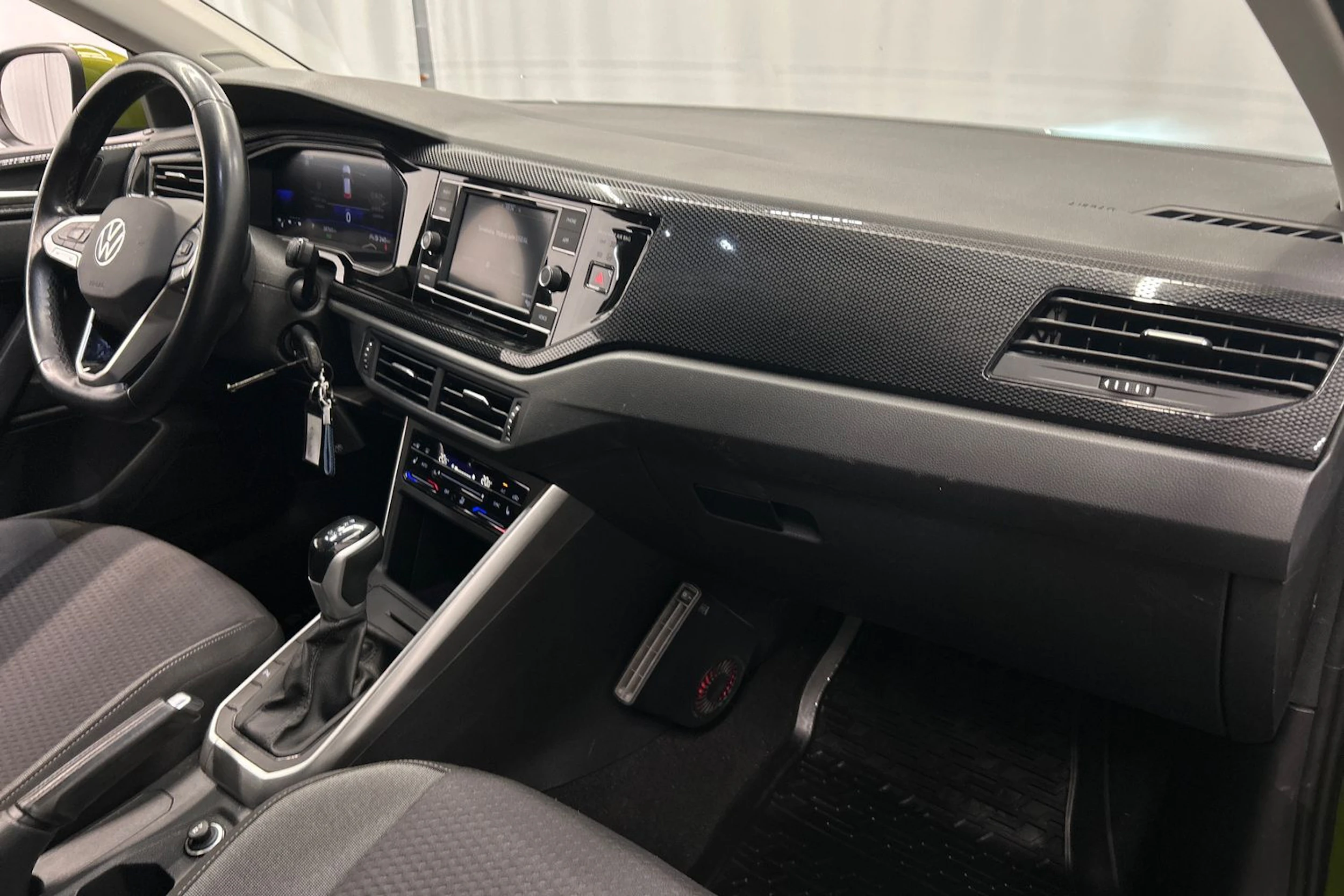 vihreä Volkswagen Taigo 2023 kuva 16.