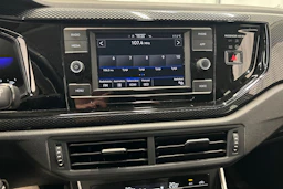 vihreä Volkswagen Taigo 2023 kuva 22.