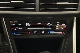 valkoinen Volkswagen Taigo 2023 kuva 21.