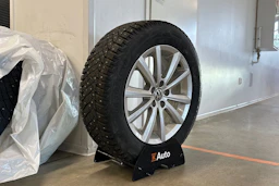 harmaa Volkswagen Taigo 2024 kuva 10.