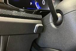 harmaa Volkswagen Taigo 2024 kuva 13.