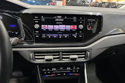 harmaa Volkswagen Taigo 2024 kuva 17.