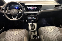 Harmaa Volkswagen Taigo 2024 kuva 9.