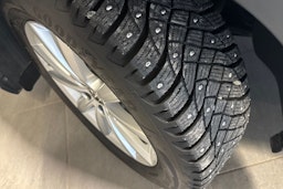 Harmaa Volkswagen Taigo 2024 kuva 13.