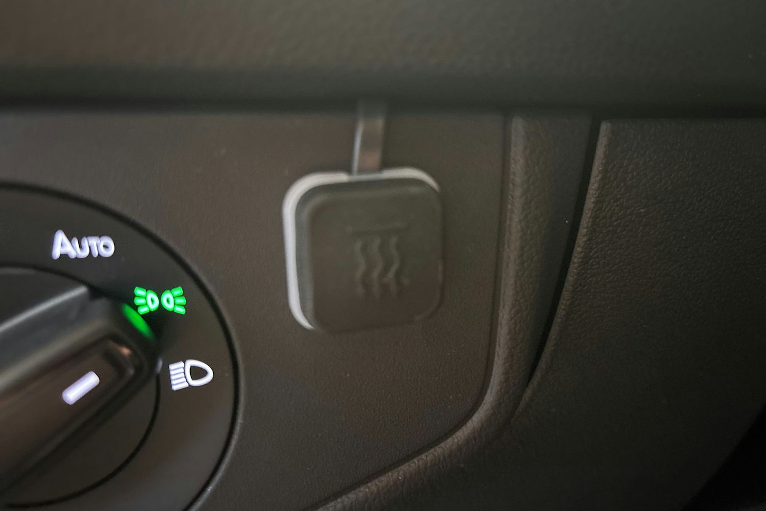 Harmaa Volkswagen Taigo 2024 kuva 19.