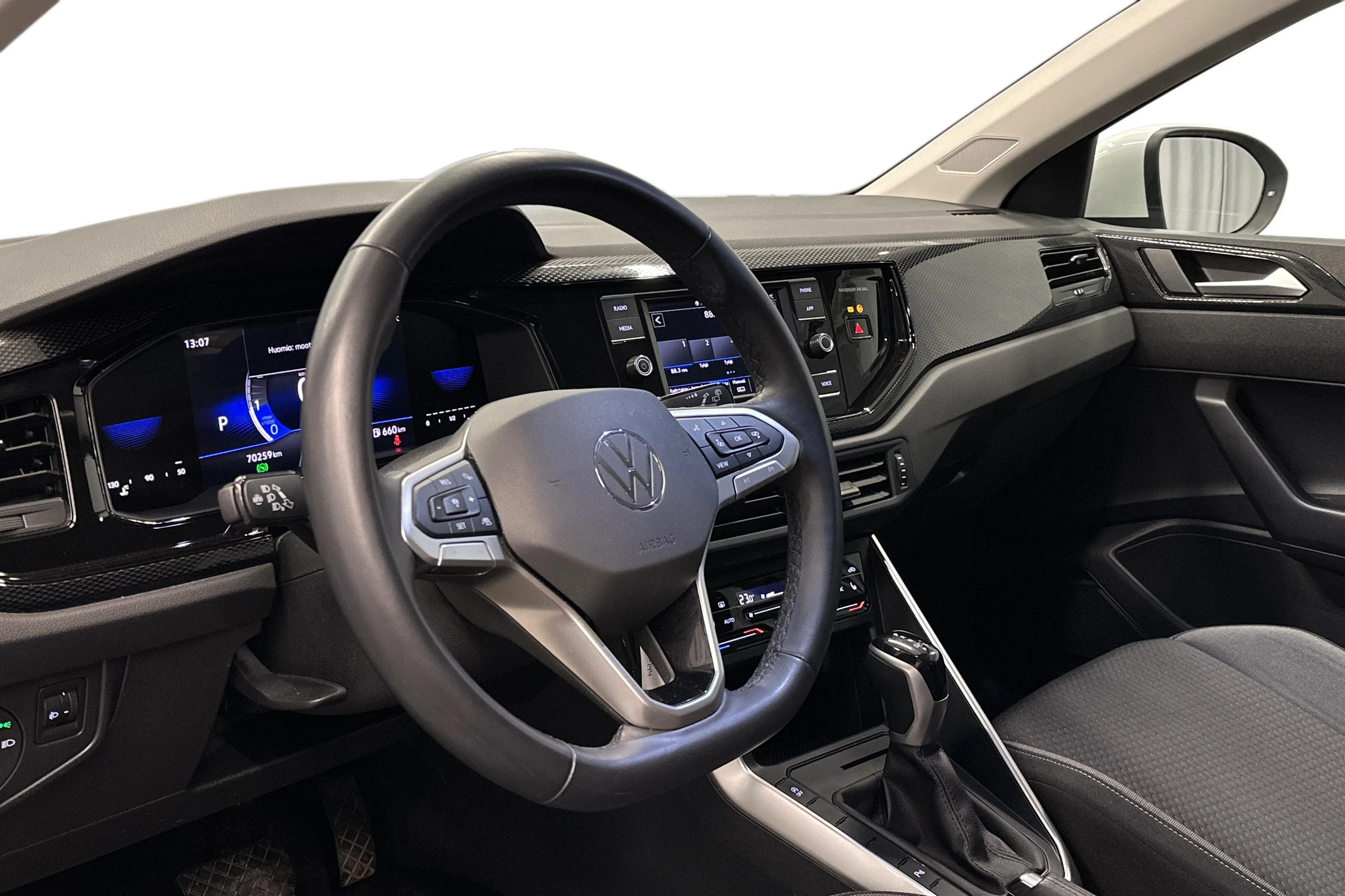 valkoinen Volkswagen Taigo 2024 kuva 8.