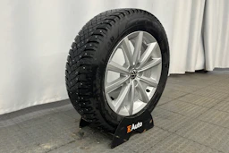 harmaa Volkswagen Taigo 2024 kuva 10.