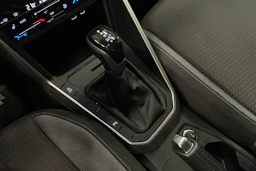 harmaa Volkswagen Taigo 2024 kuva 25.