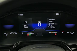 harmaa Volkswagen Taigo 2024 kuva 13.