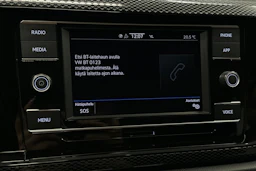 harmaa Volkswagen Taigo 2024 kuva 18.