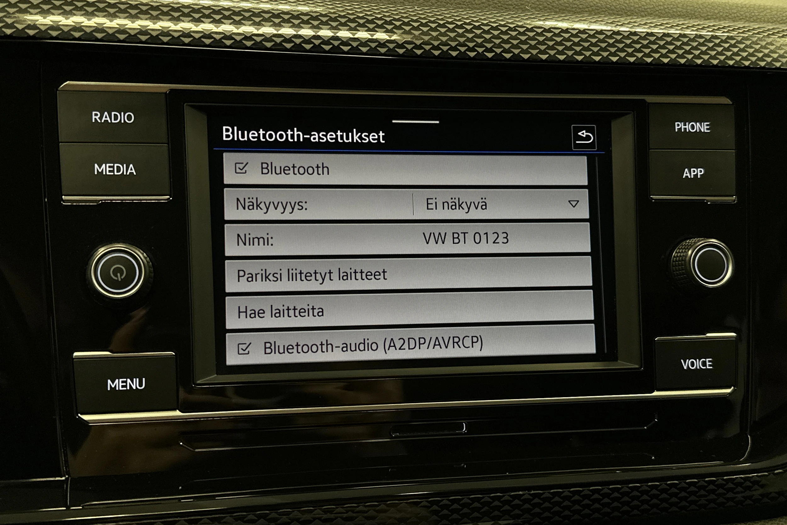 harmaa Volkswagen Taigo 2024 kuva 20.