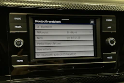 harmaa Volkswagen Taigo 2024 kuva 20.