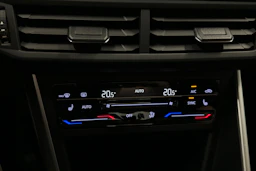 harmaa Volkswagen Taigo 2024 kuva 24.