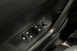 musta Volkswagen Taigo 2024 kuva 15.