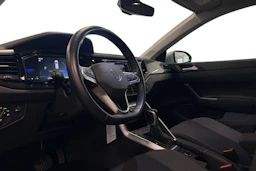 harmaa Volkswagen Taigo 2024 kuva 3.