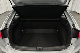 harmaa Volkswagen Taigo 2024 kuva 25.