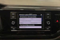 harmaa Volkswagen Taigo 2024 kuva 16.