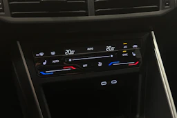 harmaa Volkswagen Taigo 2024 kuva 19.