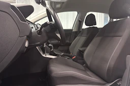 harmaa Volkswagen Taigo 2024 kuva 21.