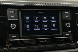 sininen Volkswagen Taigo 2024 kuva 16.