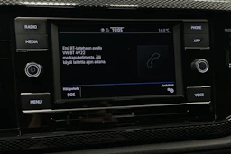 sininen Volkswagen Taigo 2024 kuva 18.