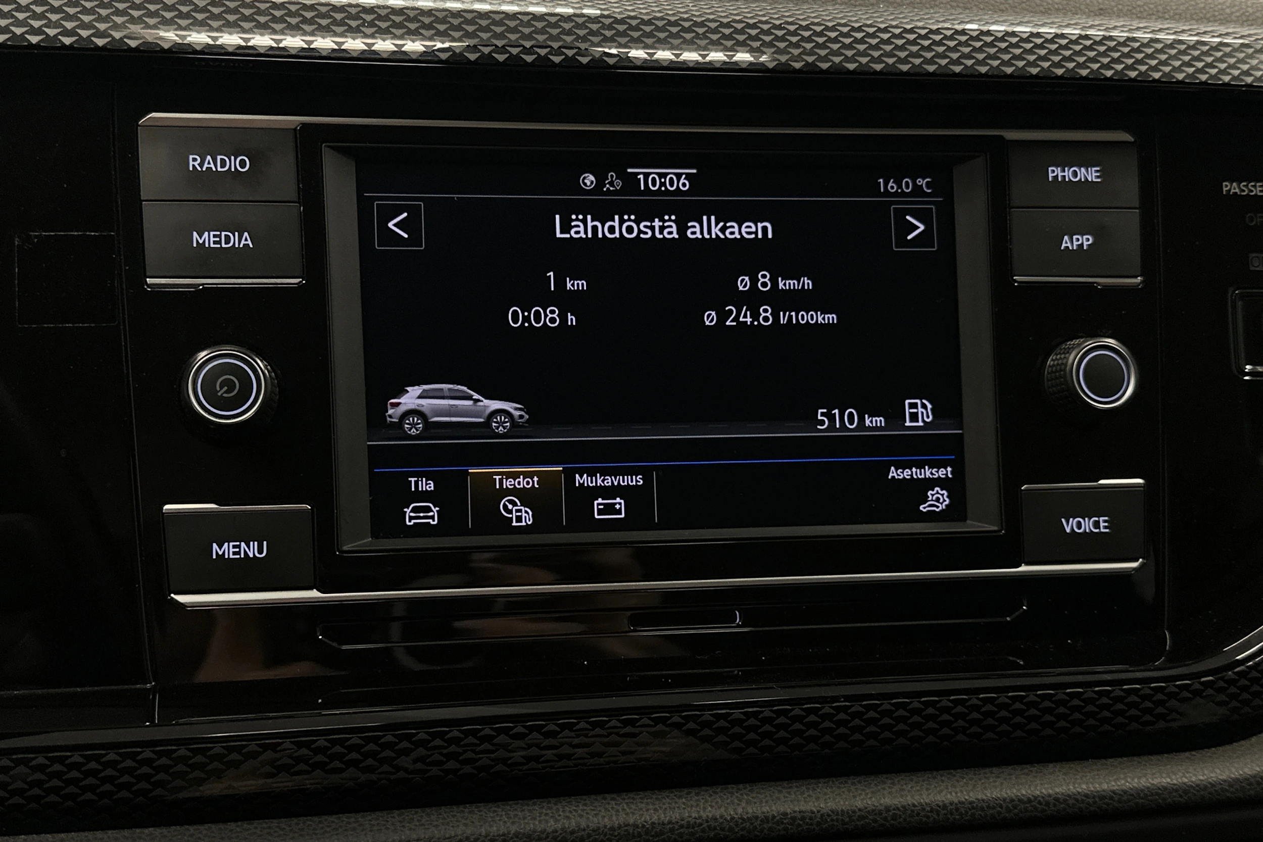 sininen Volkswagen Taigo 2024 kuva 19.