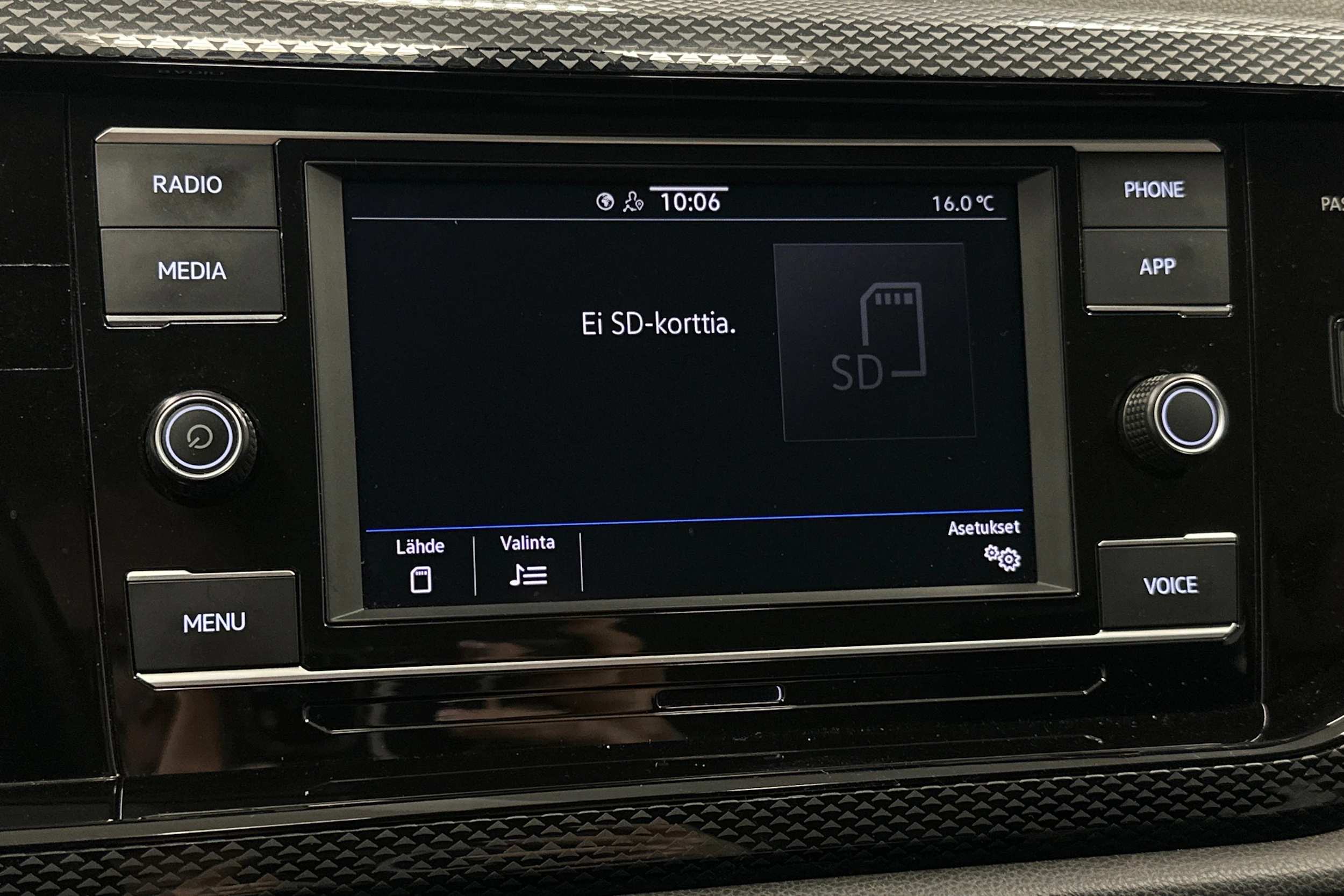 sininen Volkswagen Taigo 2024 kuva 20.