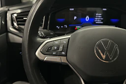 harmaa Volkswagen Taigo 2024 kuva 11.