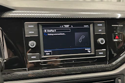 harmaa Volkswagen Taigo 2024 kuva 19.