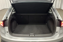harmaa Volkswagen Taigo 2024 kuva 28.
