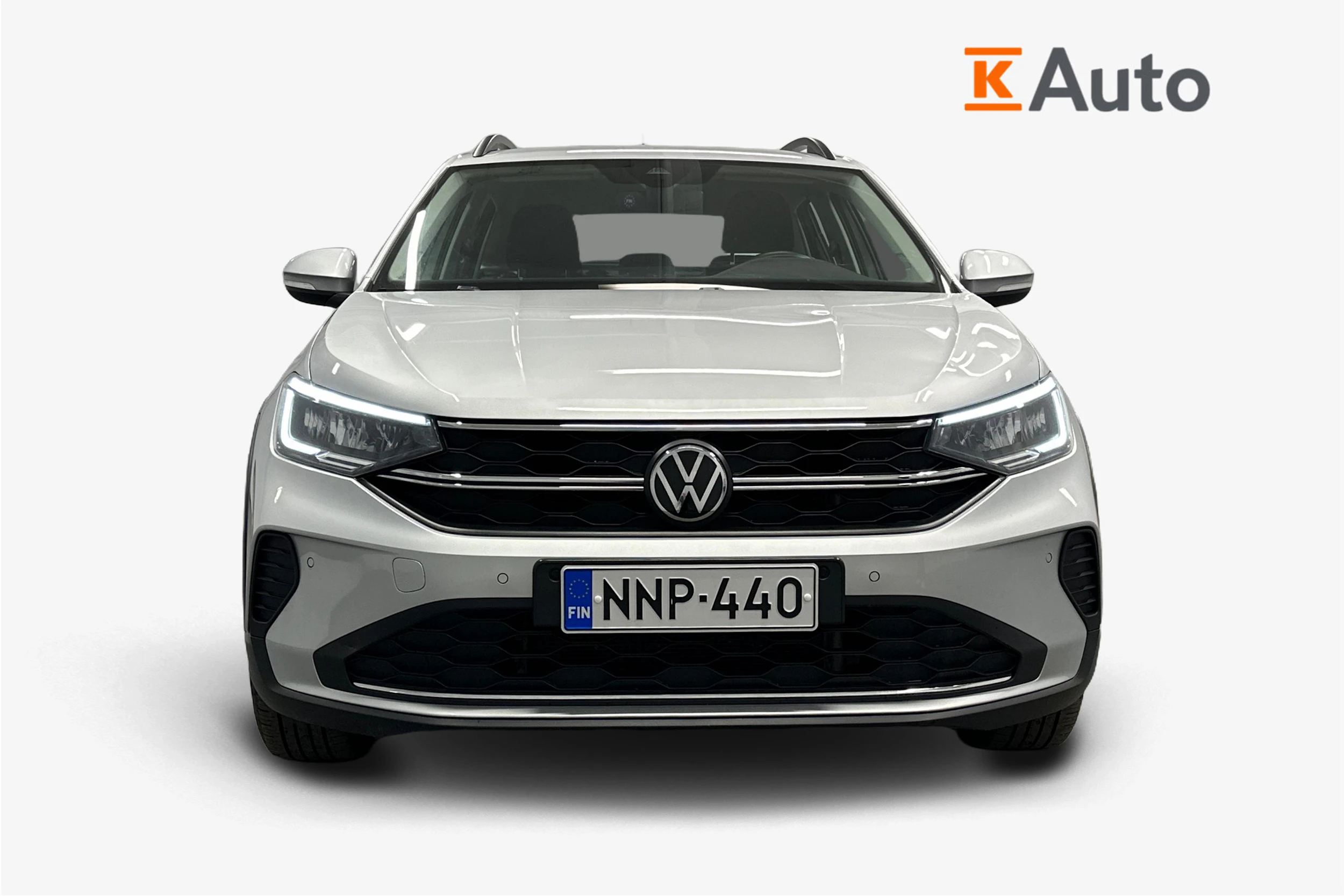 harmaa Volkswagen Taigo 2024 kuva 4.