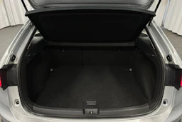 harmaa Volkswagen Taigo 2024 kuva 23.