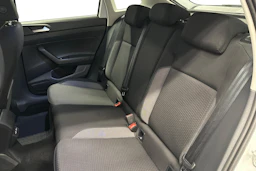 valkoinen Volkswagen Taigo 2024 kuva 8.