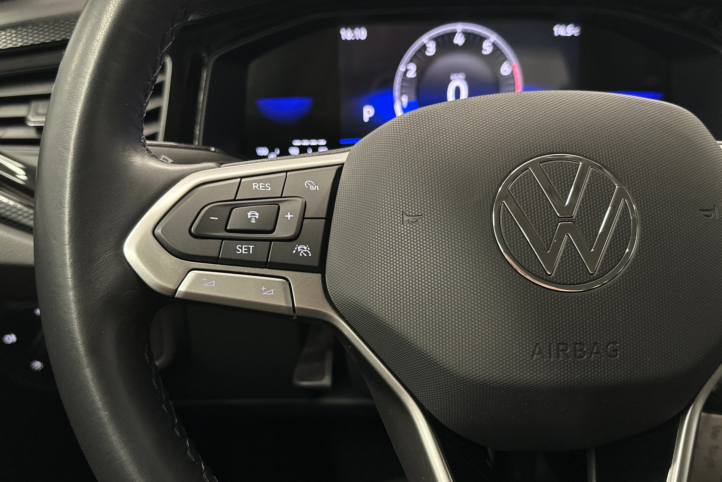 valkoinen Volkswagen Taigo 2024 kuva 11.