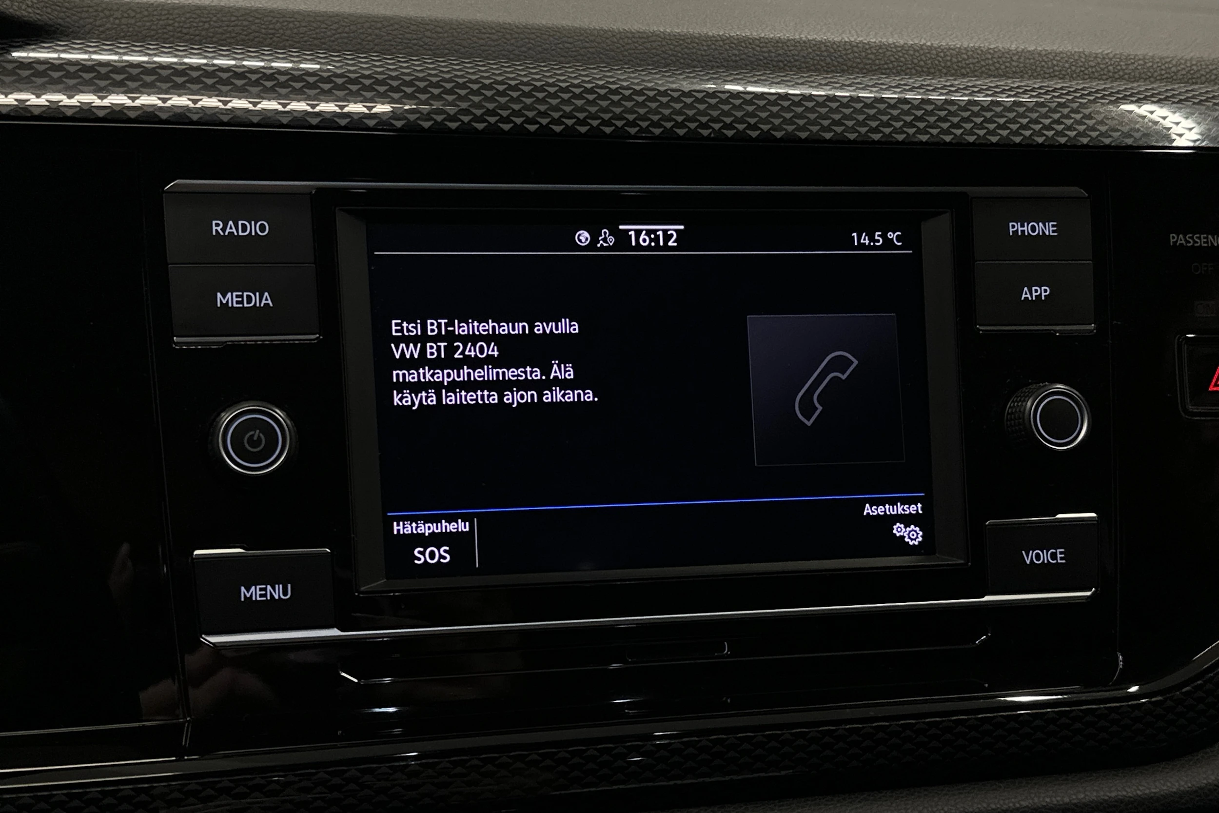valkoinen Volkswagen Taigo 2024 kuva 18.