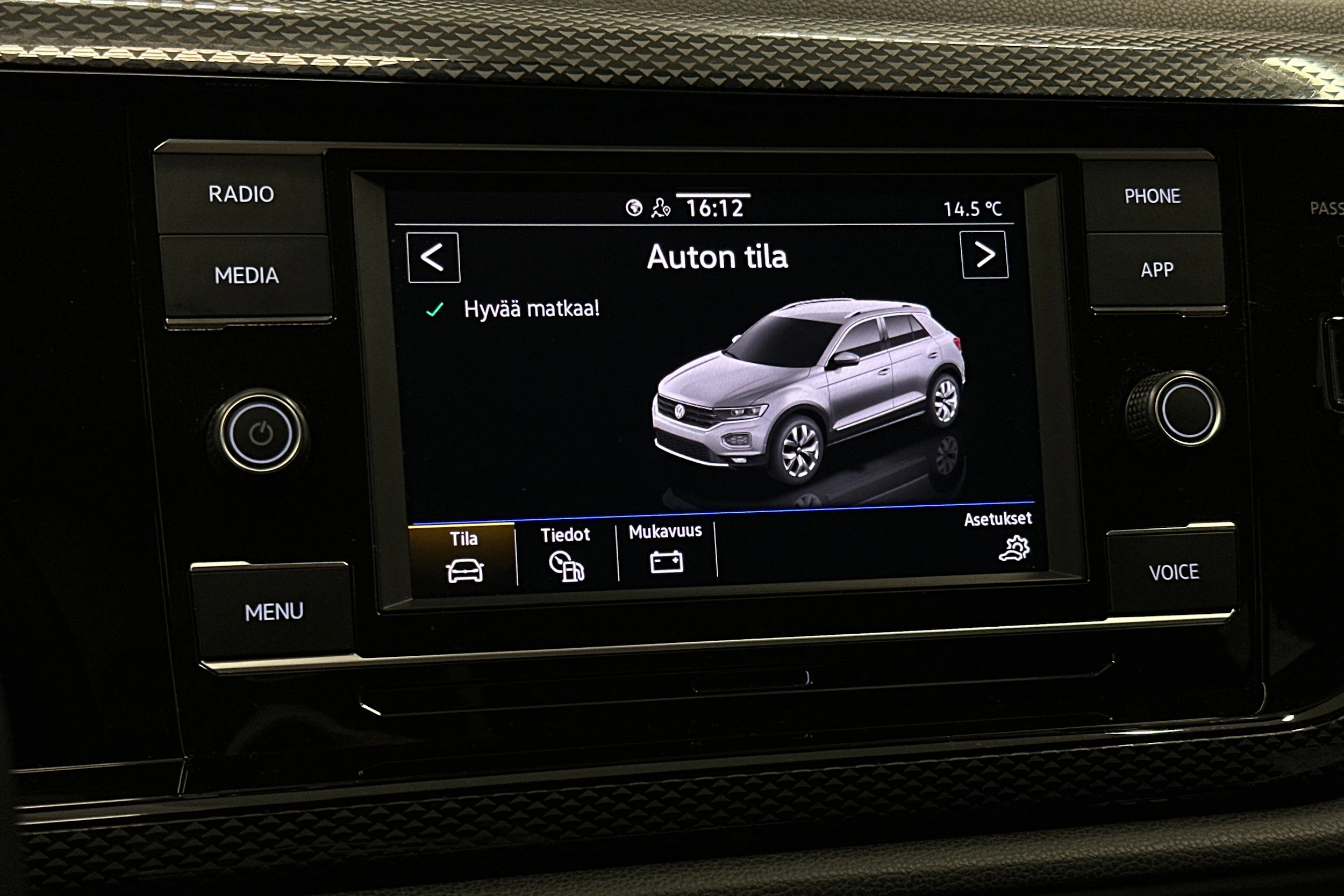 valkoinen Volkswagen Taigo 2024 kuva 19.