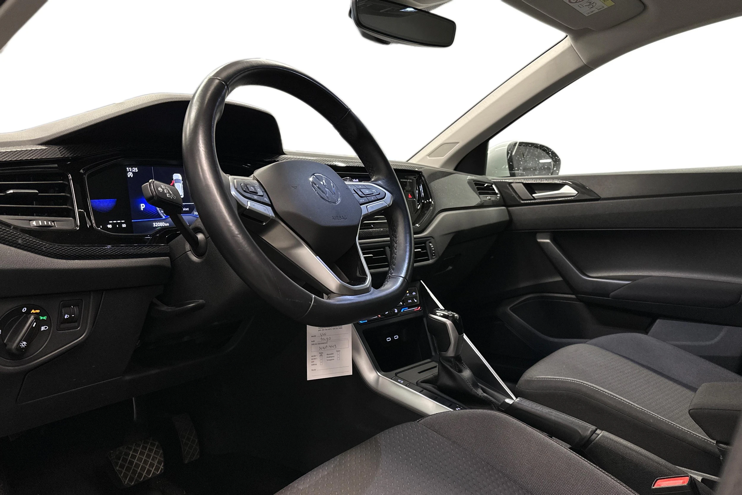 valkoinen Volkswagen Taigo 2024 kuva 3.