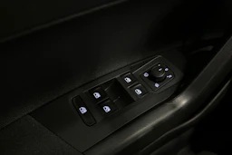 valkoinen Volkswagen Taigo 2024 kuva 15.