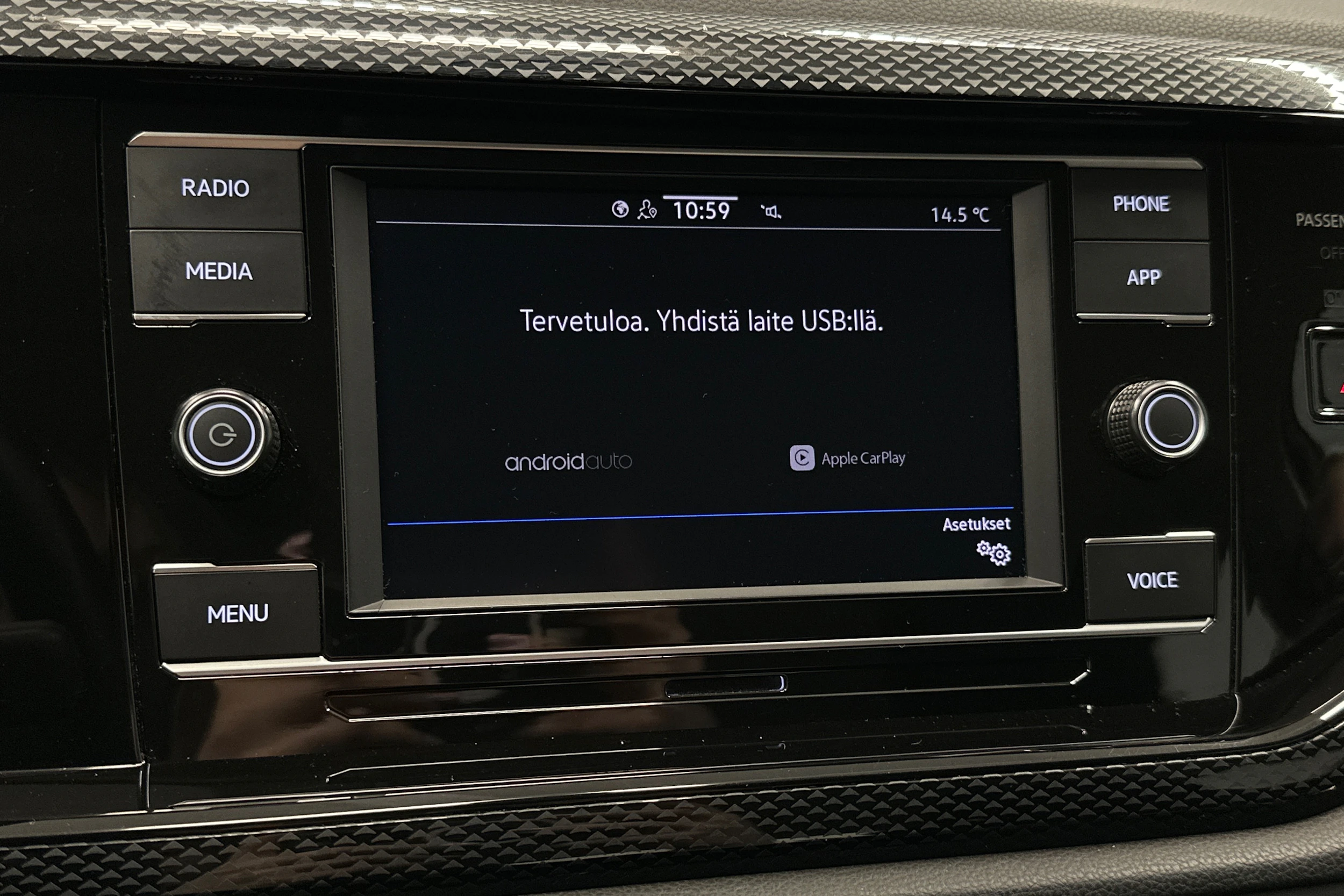 valkoinen Volkswagen Taigo 2024 kuva 21.