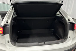 valkoinen Volkswagen Taigo 2024 kuva 26.