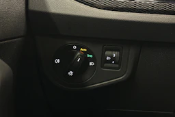 valkoinen Volkswagen Taigo 2024 kuva 14.