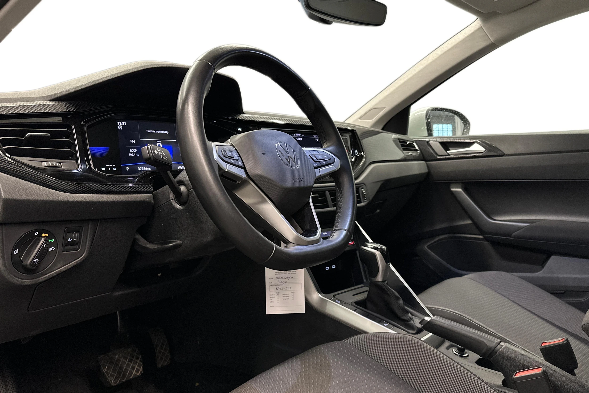 valkoinen Volkswagen Taigo 2024 kuva 3.