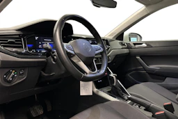 valkoinen Volkswagen Taigo 2024 kuva 3.