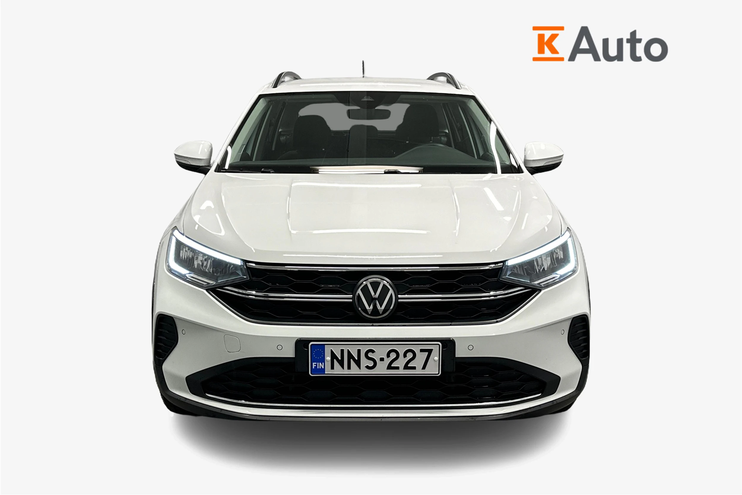 valkoinen Volkswagen Taigo 2024 kuva 4.