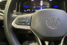 valkoinen Volkswagen Taigo 2024 kuva 11.