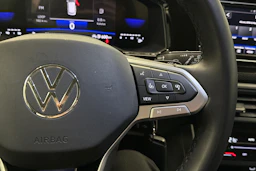 valkoinen Volkswagen Taigo 2024 kuva 12.